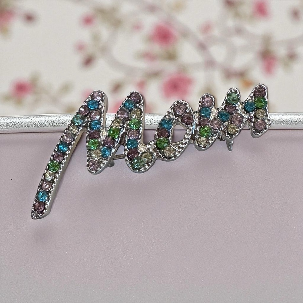 Rhinestone‎ "Mom" multicolored brooch pin NWT